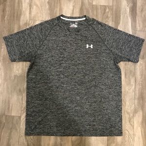 Under Armour Men T-shirt
